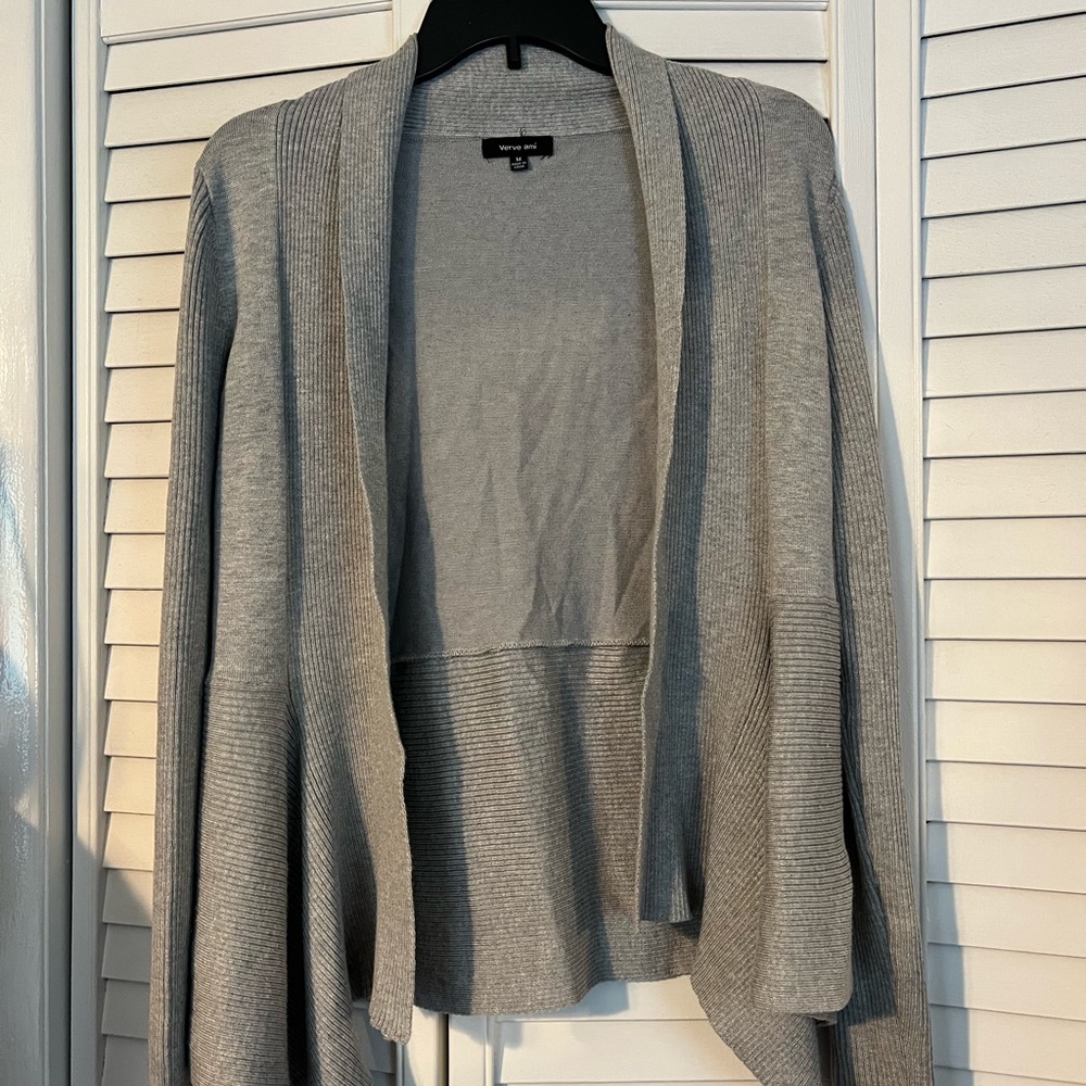 Long sleeve cardigan